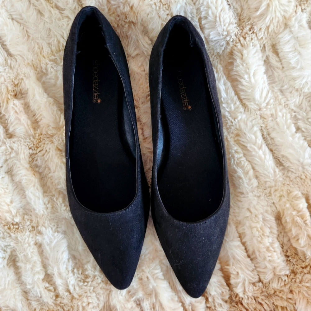 Shoedazzle Black Flats